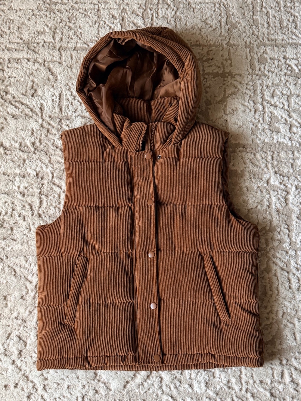 NWOT Ci Sono Women's Corduroy Hooded Puffer Vest in Brown